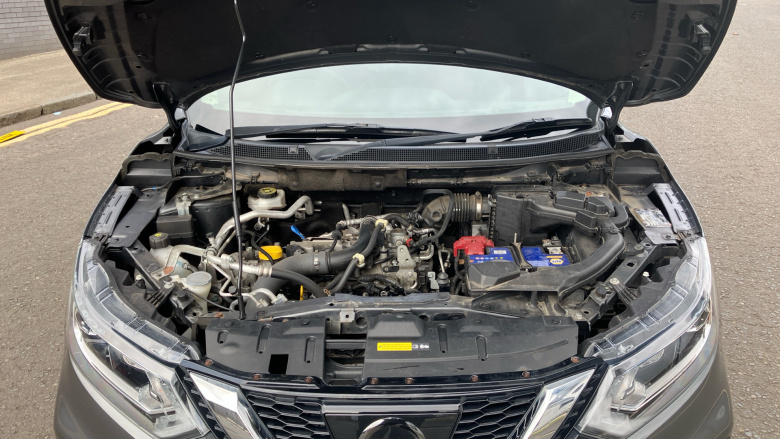 Nissan Qashqai 1.2 DiG-T Acenta 5dr Petrol Hatchback